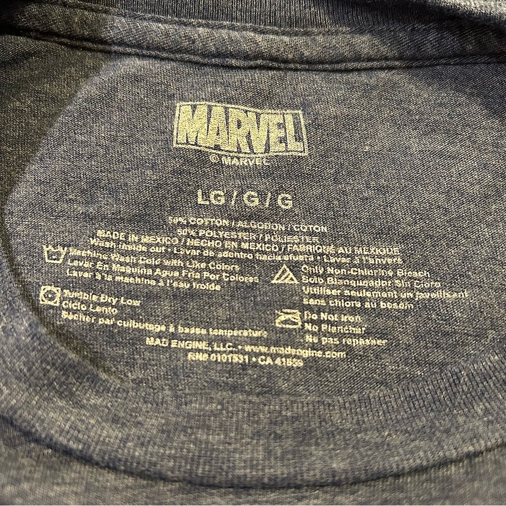 Captain America Star Distressed Logo Tee Size Large - Picture 5 of 5